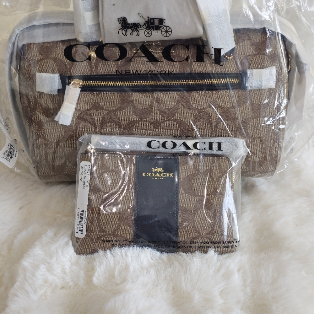 Coach purse and wallet